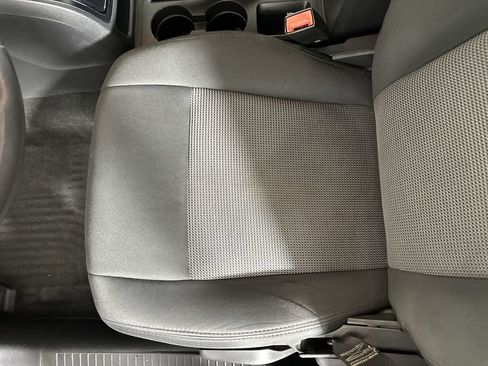 Used 2014 Jeep Patriot Latitude AWD/4WD image 18