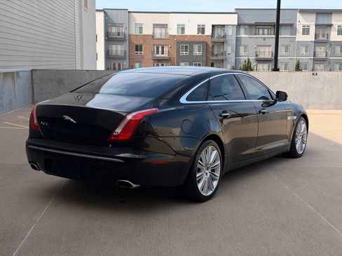 Used 2011 Jaguar XJ L RWD image 3
