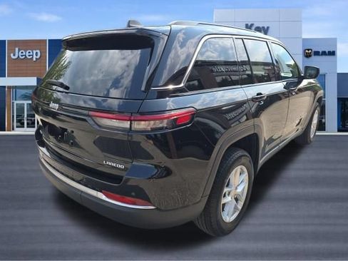 Used 2024 Jeep Grand Cherokee Laredo X w/ Luxury Tech Group I AWD/4WD image 7