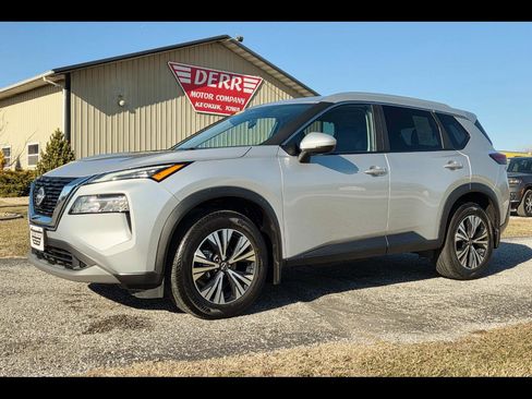 Used 2023 Nissan Rogue SV w/ SV Premium Package image 1