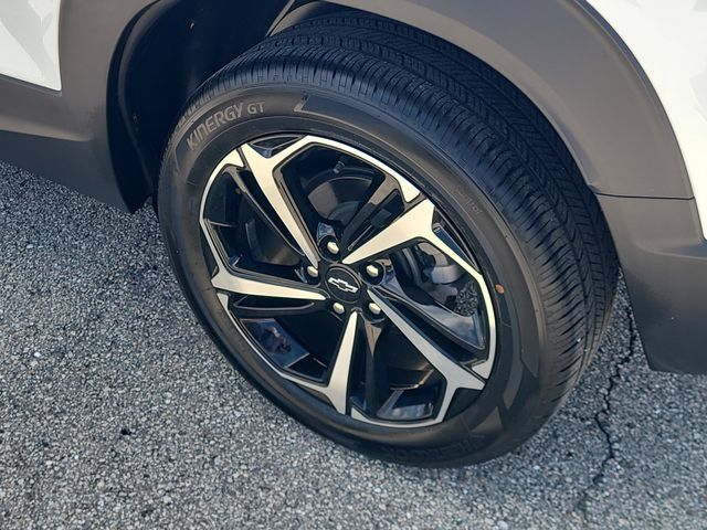 Used 2023 Chevrolet TrailBlazer RS w/ Convenience Package FWD image 7