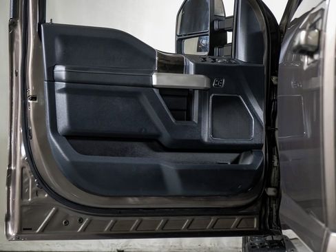 Used 2022 Ford F250 Lariat w/ Tremor Off-Road Package image 33