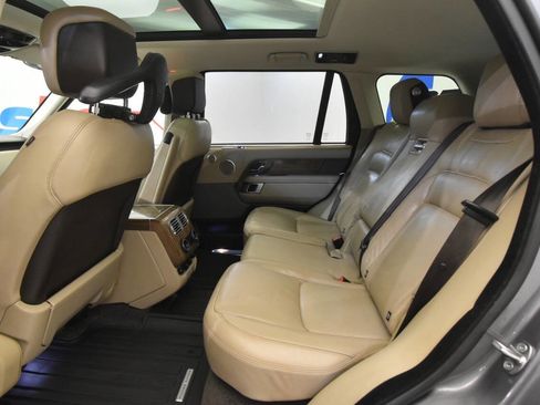 Used 2018 Land Rover Range Rover Long Wheelbase Supercharged image 14