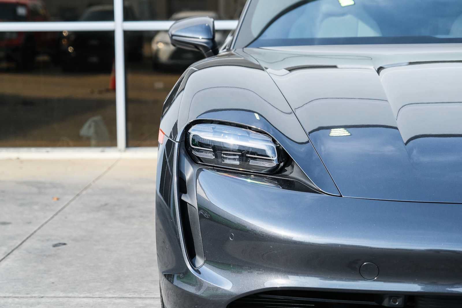 Used 2023 Porsche Taycan RWD image 3