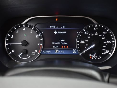 Used 2023 Nissan Frontier SV image 26