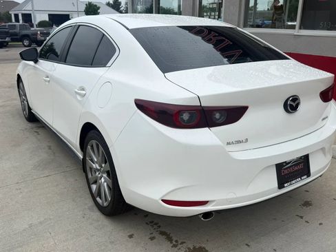 Used 2023 MAZDA MAZDA3 s FWD image 4