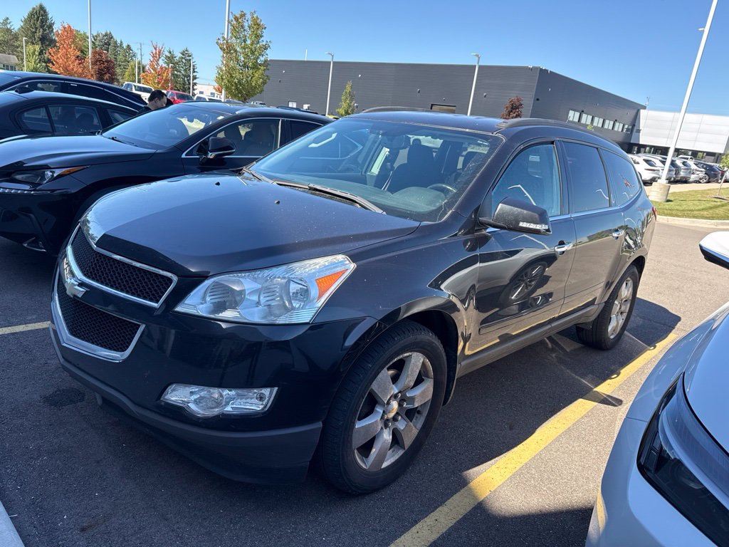 Used 2011 Chevrolet Traverse LT AWD/4WD image 1