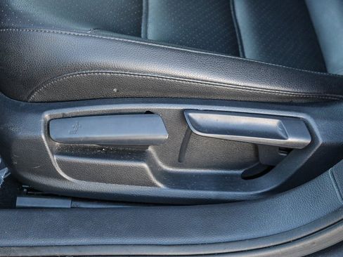 Used 2017 Volkswagen Jetta SE image 22