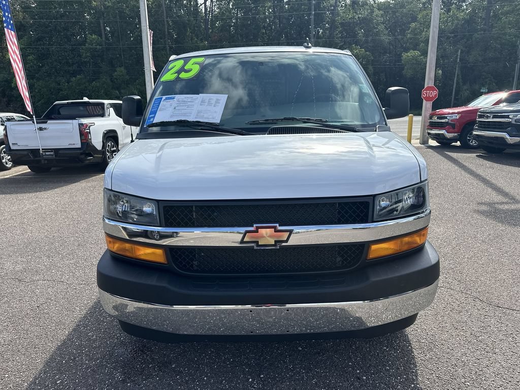 Used 2025 Chevrolet Express 2500 w/ Driver Convenience Package RWD image 11