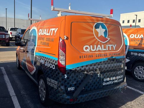 Used 2022 Ford Transit Connect XL image 4