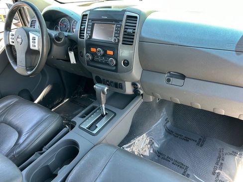Used 2019 Nissan Frontier SL RWD image 13