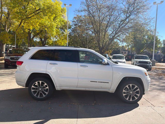 Used 2018 Jeep Grand Cherokee Overland AWD/4WD image 7