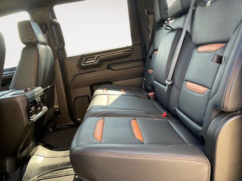Certified 2024 GMC Sierra 2500 AT4 w/ AT4 Premium Plus Package AWD/4WD image 13