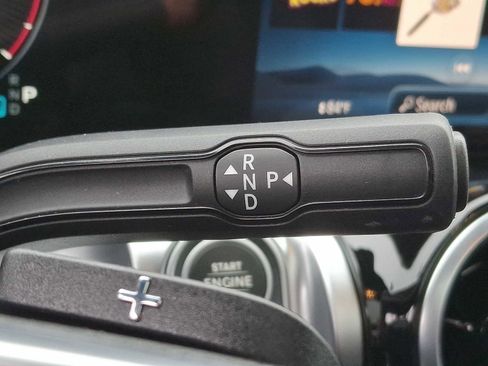 Used 2026 Mercedes-Benz GLB 250 4MATIC image 12