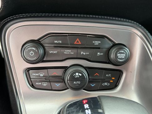 Used 2023 Dodge Challenger GT RWD image 21