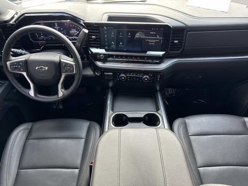 Used 2025 Chevrolet Silverado 2500 LTZ w/ Trail Boss Package image 9