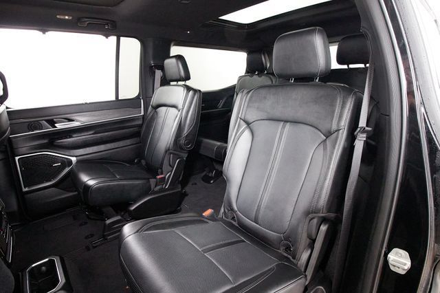 Used 2024 Jeep Wagoneer Series II w/ Convenience Group I AWD/4WD image 23