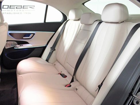 Used 2026 Mercedes-Benz E 350 4MATIC Sedan image 26