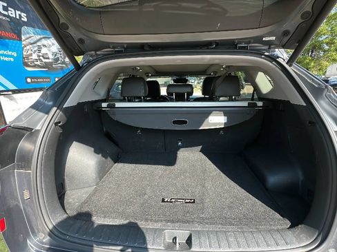 Used 2021 Hyundai Tucson Ultimate w/ Cargo Package FWD image 9
