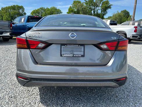 Used 2021 Nissan Altima 2.5 SV image 8