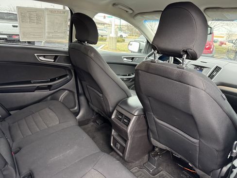 Used 2018 Ford Edge SEL image 34