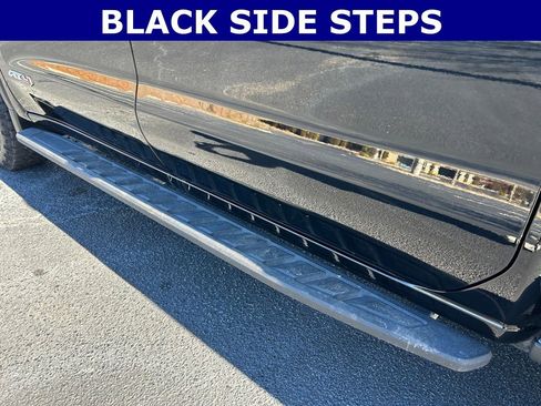 Used 2023 GMC Sierra 1500 AT4 w/ AT4 Premium Package image 11