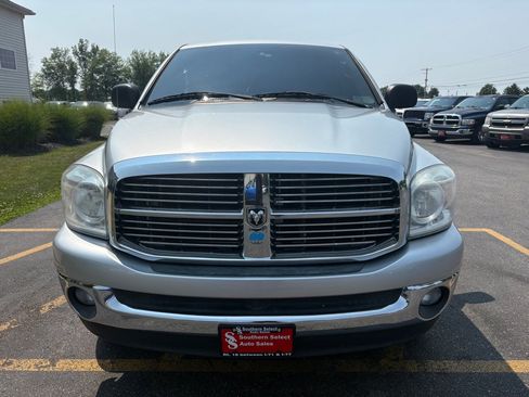 Used 2008 Dodge Ram 1500 Truck SLT w/ Trailer Tow Group AWD/4WD image 3