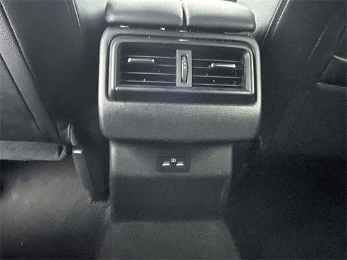 Used 2024 MAZDA CX-50 AWD 2.5 S w/ Preferred Package image 12