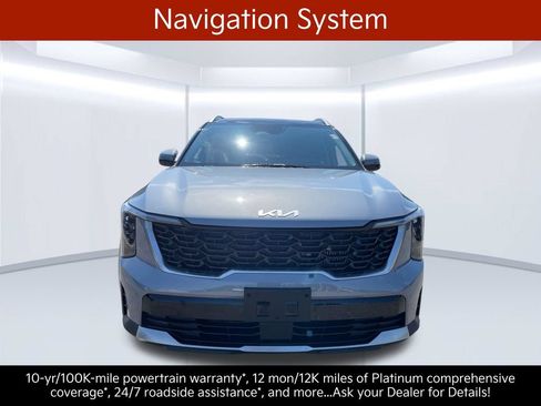Certified 2025 Kia Sorento EX w/ Panoramic Sunroof Package AWD/4WD image 10
