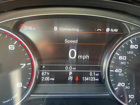 Used 2016 Audi A8 L 4.0T image 12