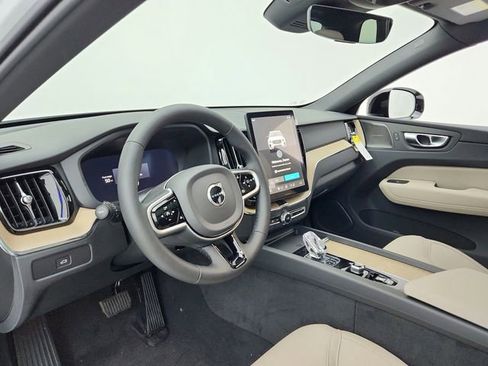 New 2026 Volvo XC60 B5 Plus w/ Climate Package image 26