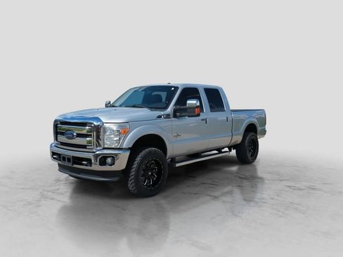 Used 2015 Ford F350 Lariat w/ Lariat Ultimate Package AWD/4WD image 4