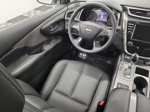 Certified 2024 Nissan Murano SV w/ SV Midnight Edition Package FWD image 16