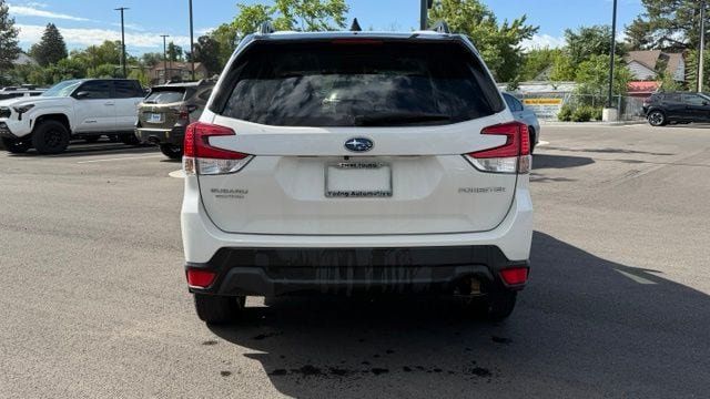 Used 2024 Subaru Forester Premium AWD/4WD image 6