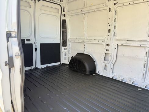 Used 2023 RAM ProMaster 2500 image 25
