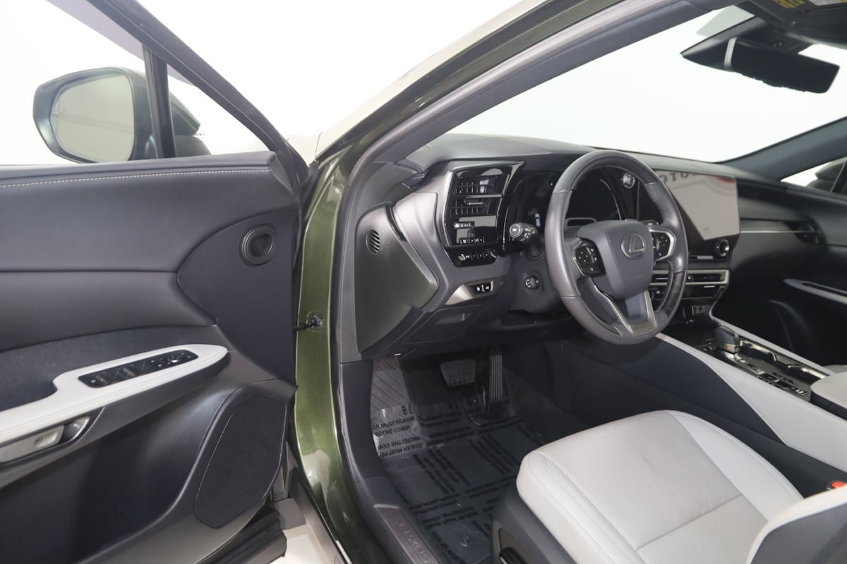 Used 2024 Lexus RX 350 Premium Plus w/ Convenience Package AWD/4WD image 43