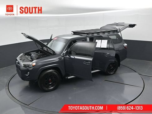 Used 2024 Toyota 4Runner SR5 Premium w/ Moonroof Package AWD/4WD image 56