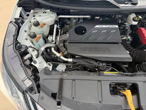 Used 2023 Nissan Rogue SV image 36