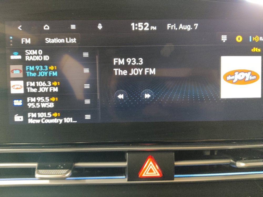 Used 2025 Hyundai Elantra SEL FWD image 25