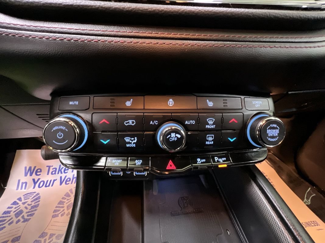 Used 2022 Dodge Durango R/T RWD image 25