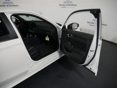 New 2026 Honda Civic Sport image 8