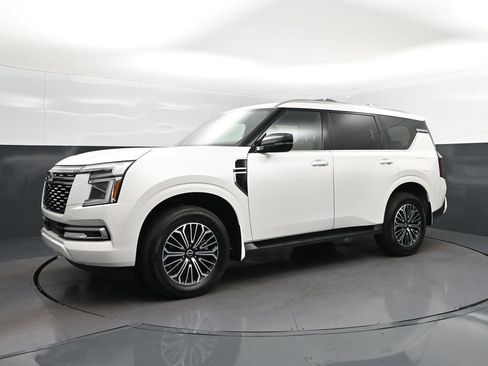 Used 2025 Nissan Armada SL w/ Captain's Chari Seat Package AWD/4WD image 3