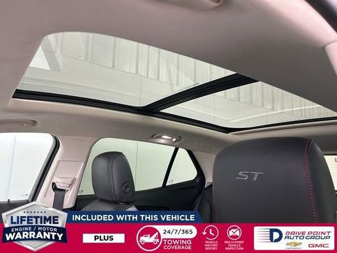 Used 2023 Buick Envision Essence w/ Sport Touring Package image 24