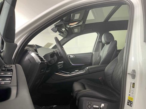 Certified 2024 BMW X5 xDrive40i w/ Parking Assistance Package image 9