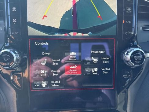 Used 2020 RAM 1500 Laramie image 17