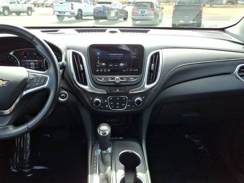 Used 2021 Chevrolet Equinox Premier AWD/4WD image 13
