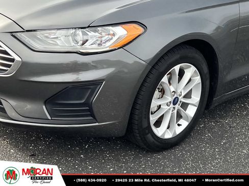Used 2020 Ford Fusion SE FWD image 8