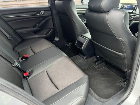 Used 2020 Honda Accord Sport image 30