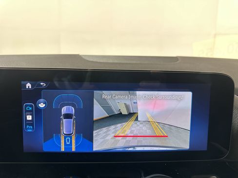 New 2025 Mercedes-Benz GLA 250 4MATIC image 17