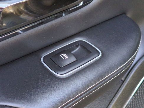 Used 2022 RAM 1500 Limited image 30